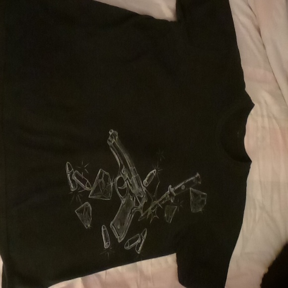 Mens or unisex Black graphic Tee Custom (dagger, gun, diamonds, bullets) L-XL - Picture 3 of 5